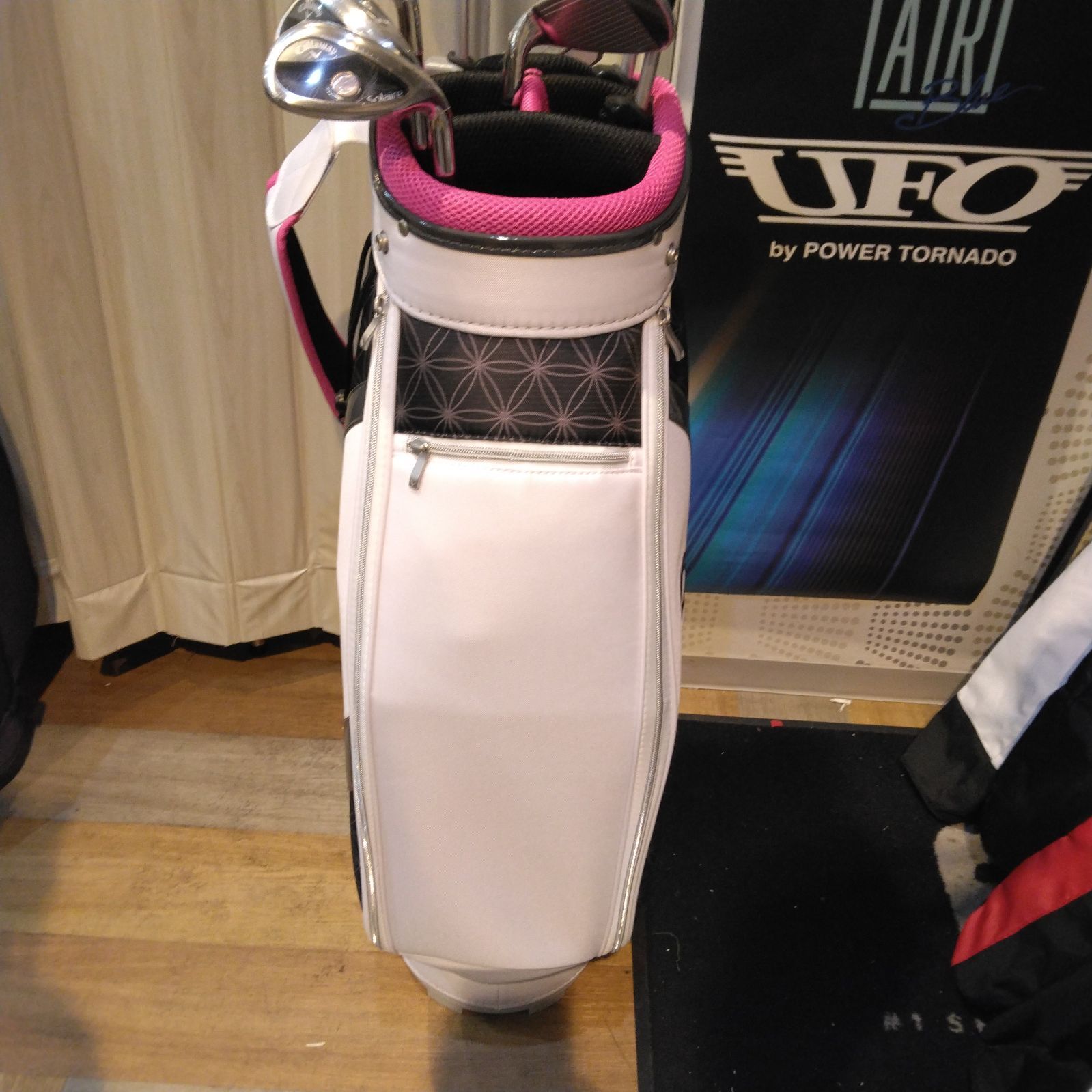 Callaway Golf - Callaway　キャロウェイ　GES　レディースゴルフ7本セット　カーボン　L　右利き用　キャディバッグ　ヘッドカバー　初心者おすすめ Callaway キャロウェイ GES レディースゴルフ7本セット カーボン