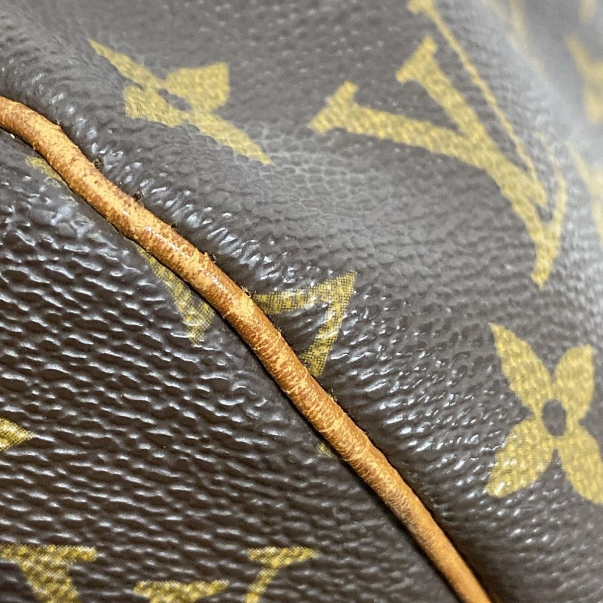VUITTON