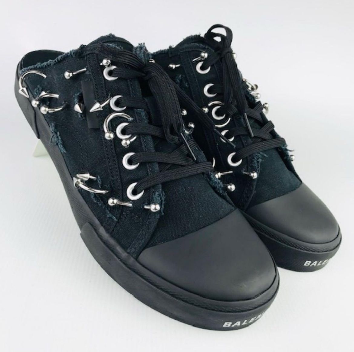 美品☆BALENCIAGA・バレンシアガ メンズ ピアッシング デストロイ 