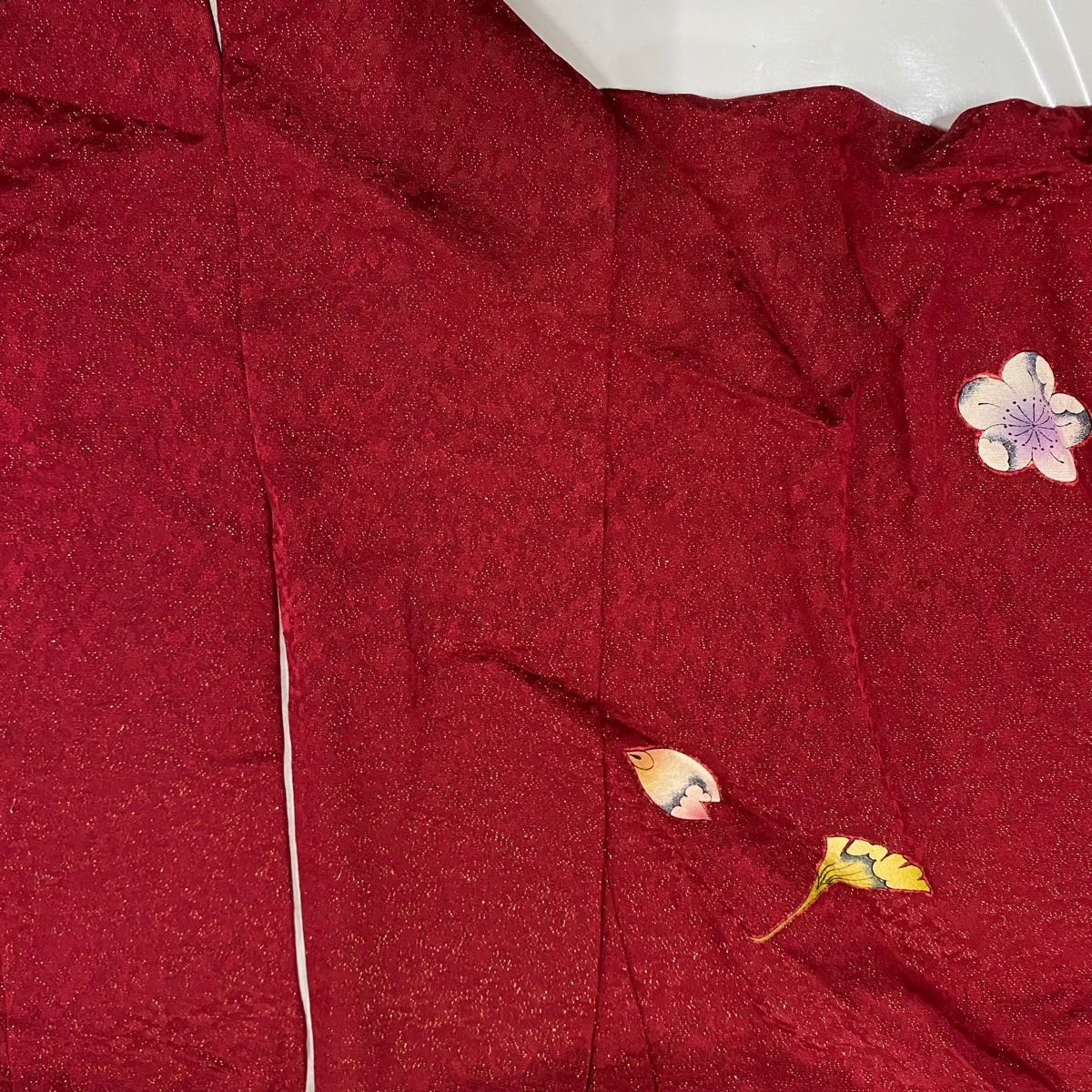 振袖 身丈154.5cm 裄丈70.5cm L 袷 鞠 草花 金彩 金通し 赤 正絹 名品  