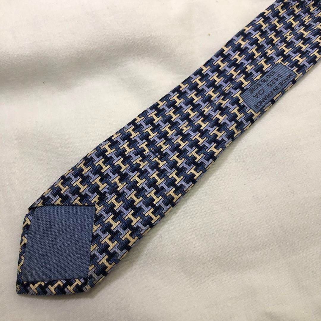【未使用】エルメス HERMES ネクタイ H柄 ブルー系 シミあり エルメスネクタイ H柄 ロゴ柄 総柄 ブルー系 - メルカリ