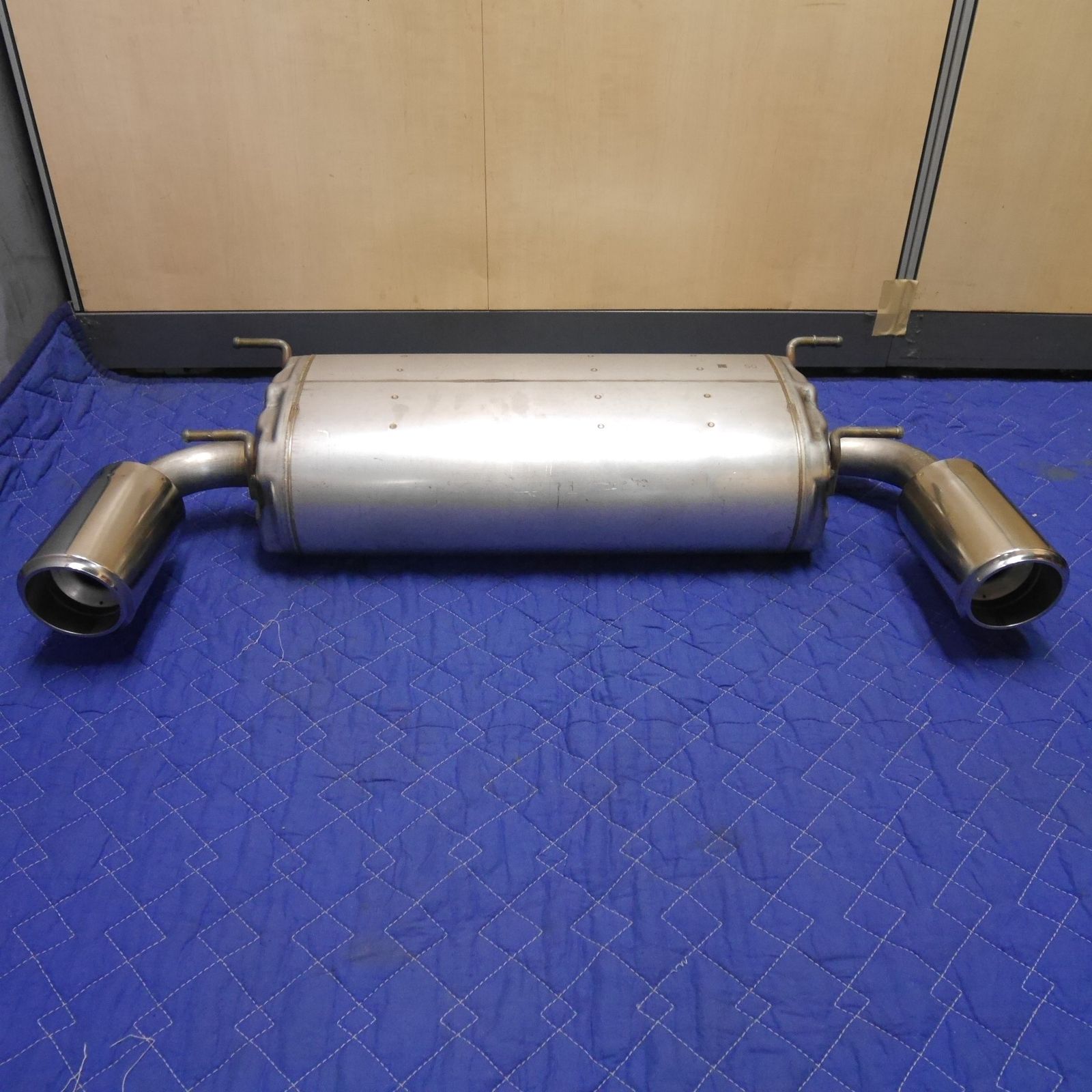 新車外し スバル BRZ ZD8 E型 トヨタ GR86 純正 マフラー MMCC1 SANGO リアピース カッター 排気 パーツ