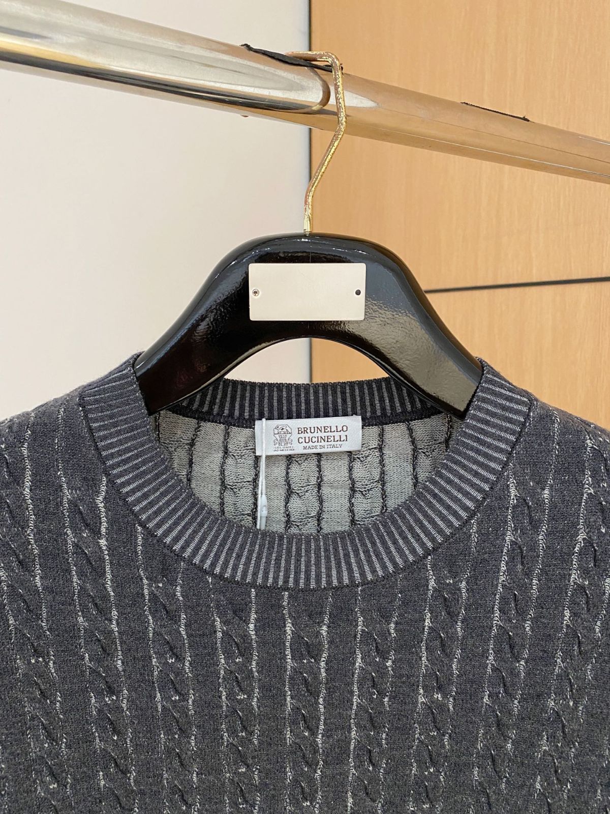 【極上美品】Brunello Cucinelli クルーネックケーブルセーター 極上美品】Brunello Cucinelli クルーネックケーブルセーター