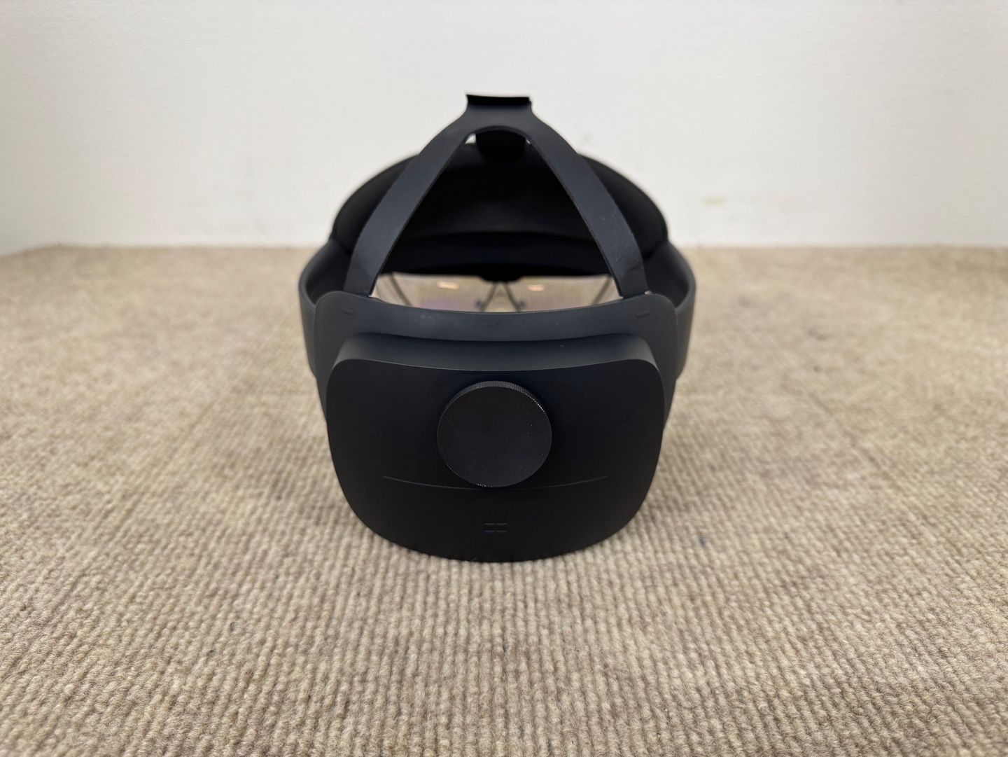 Windows10ハード　Microsoft Hololens単品[M6P-00009](状態：箱(内箱含む)・本体状態難) 20161129163335_997_.jpg