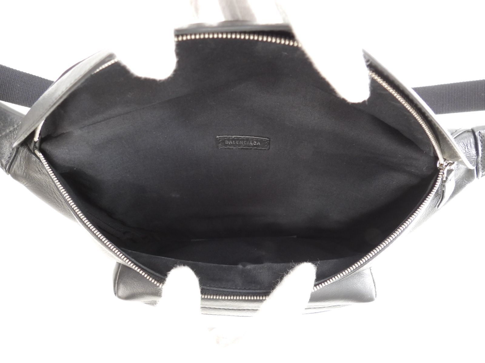 バレンシアガ ベルトバッグ エブリデイ レザー黒赤 ボディバッグ 美品