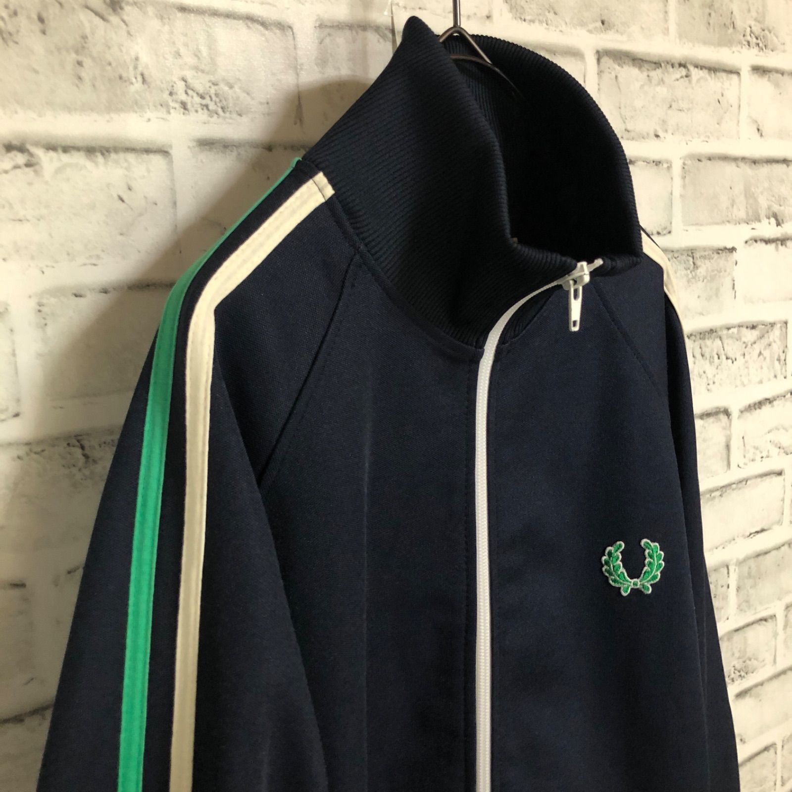 90s⭐️Fred Perry トラックジャケット M 刺繍月桂樹 グレー×黒×緑 