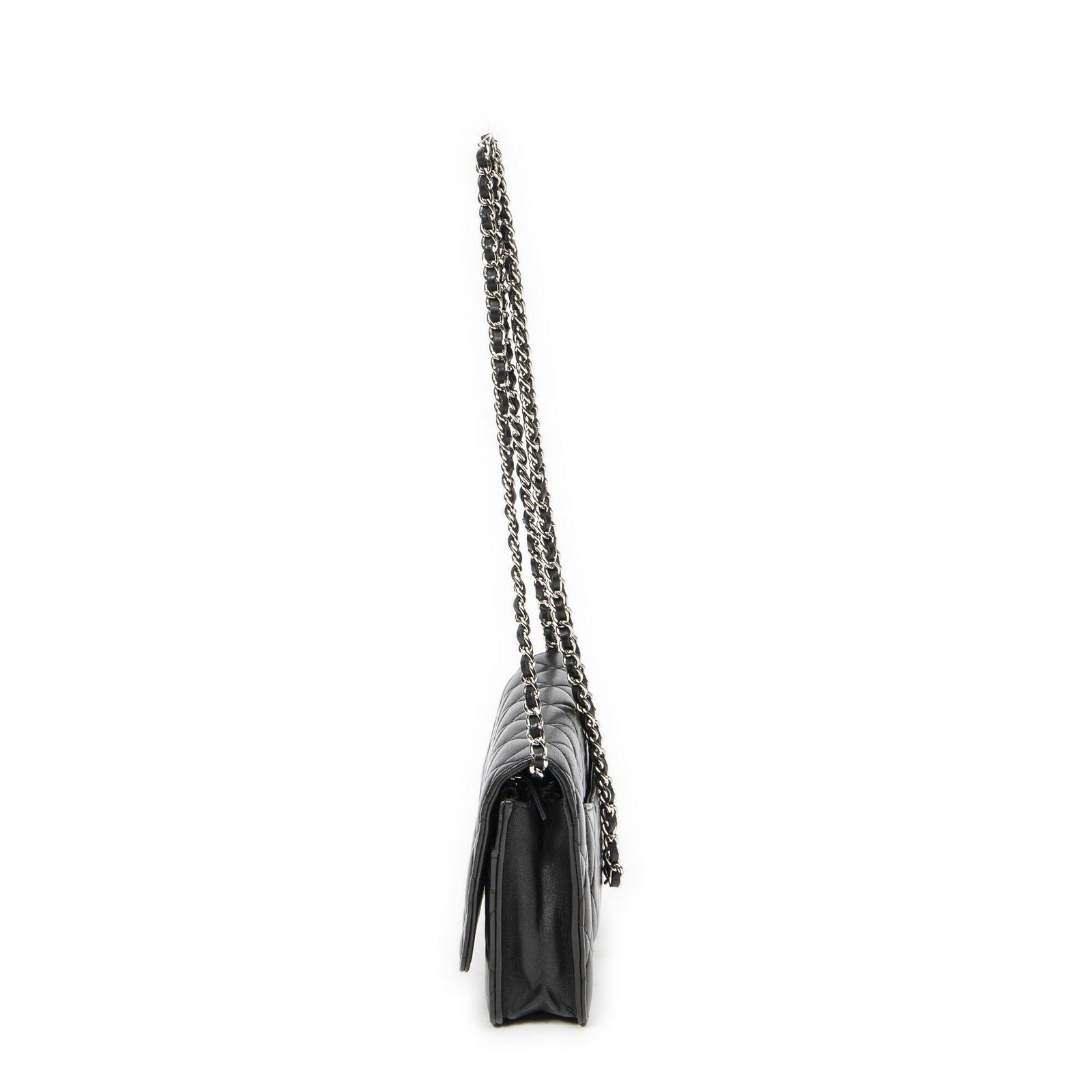 CHANEL シャネルクラシックチェーンウォレット黒マトラッセラムスキンレザーA