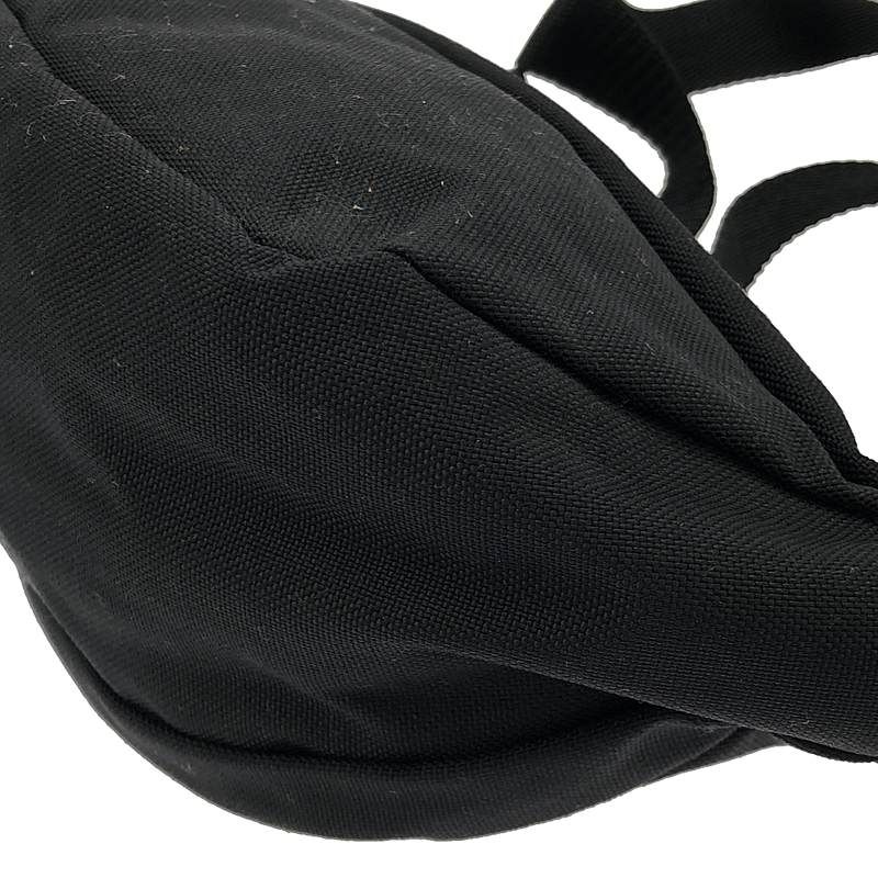 3819【タグ付き・美品】バーバリー☆総柄入りパーカー ビッグロゴ 即