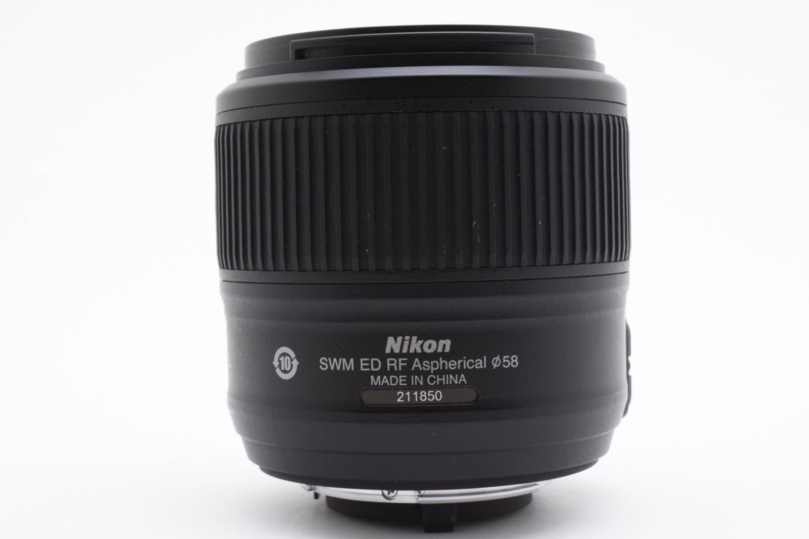 35mm F1.8