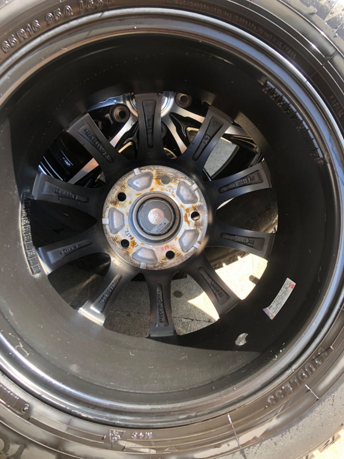 【超歓迎された】 205 65 16 スタッドレス4本バリ溝 セレナ外し