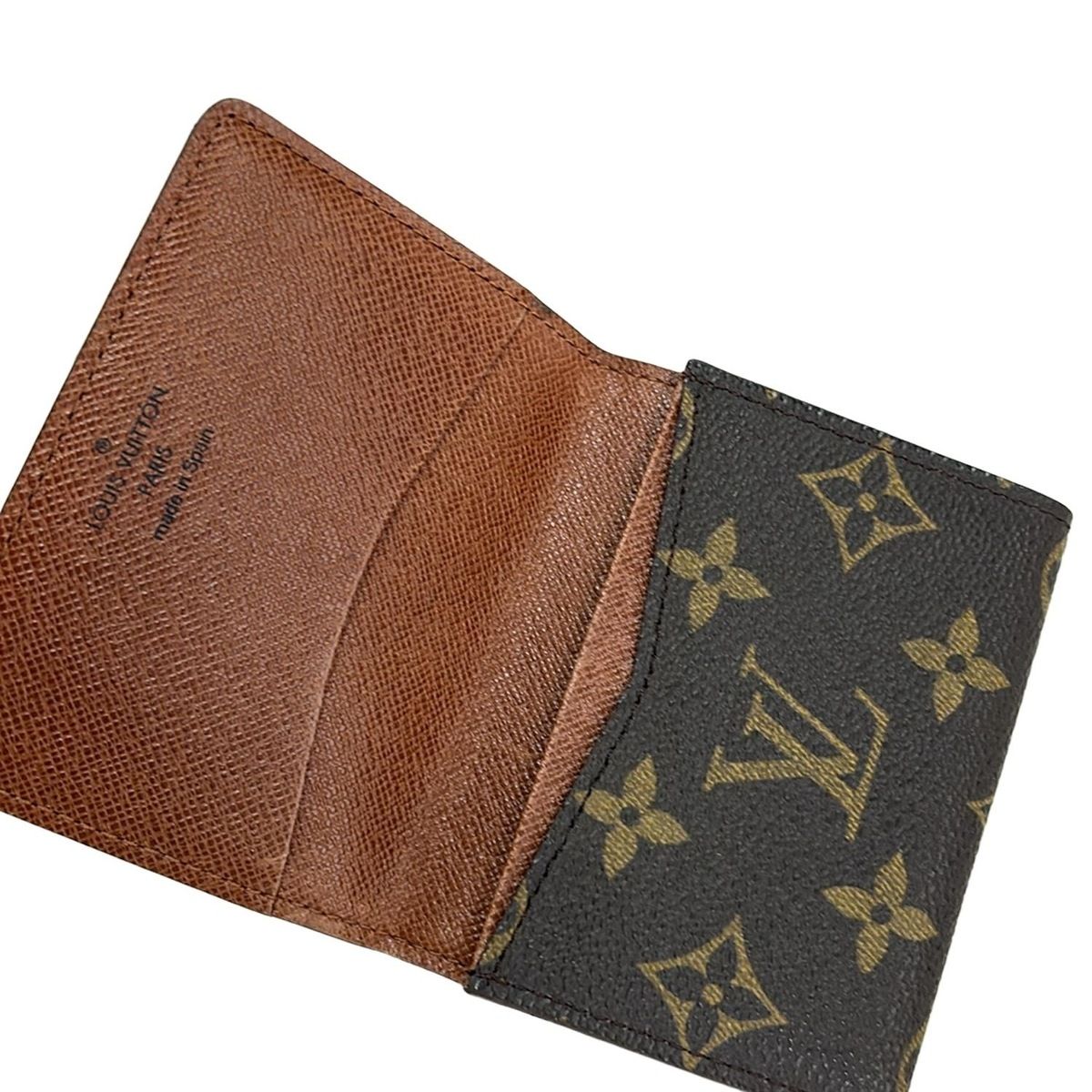 VUITTON