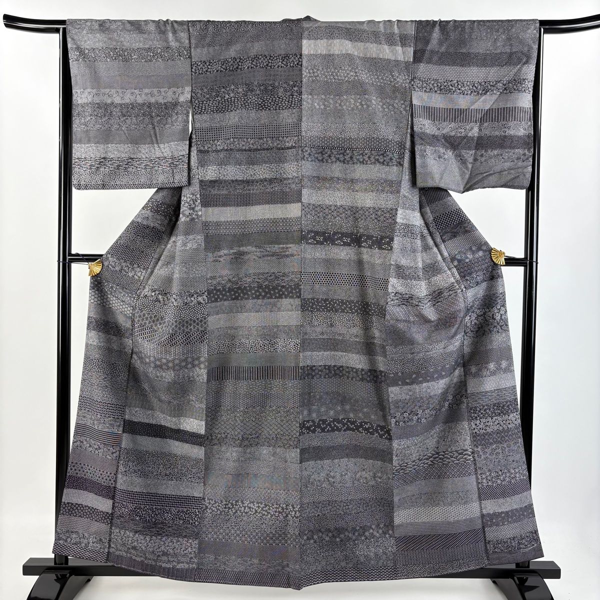 江戸小紋 身丈160cm 裄丈66.5cm M 袷 紬地 落款 寄せ柄 墨色 正絹 美品  