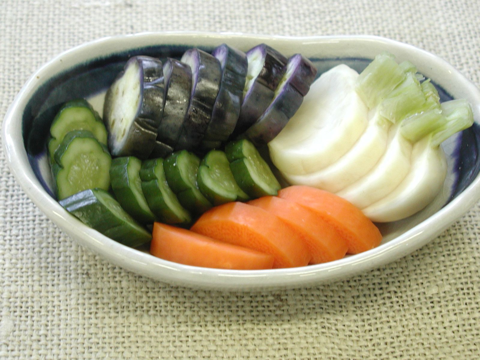 ぜひ発酵食品でイキイキと ぬか漬け作り