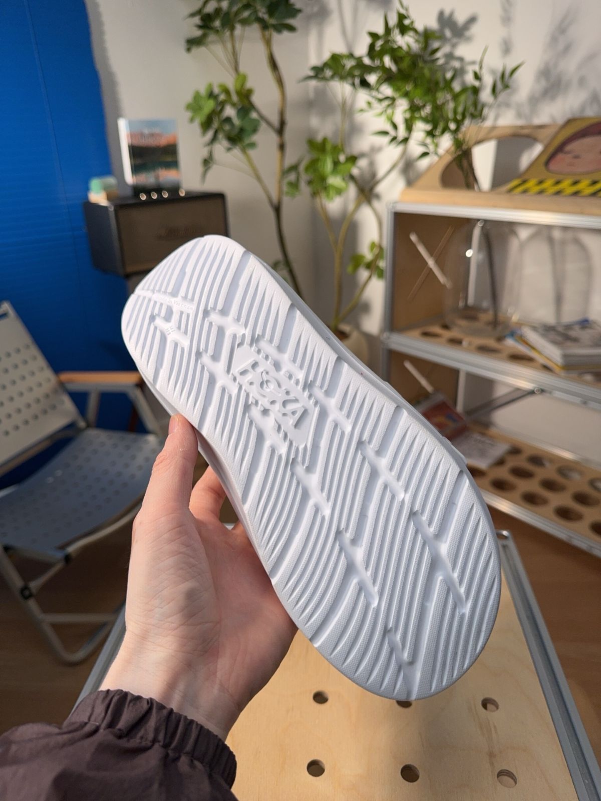 ONEONE ホカオネオネ