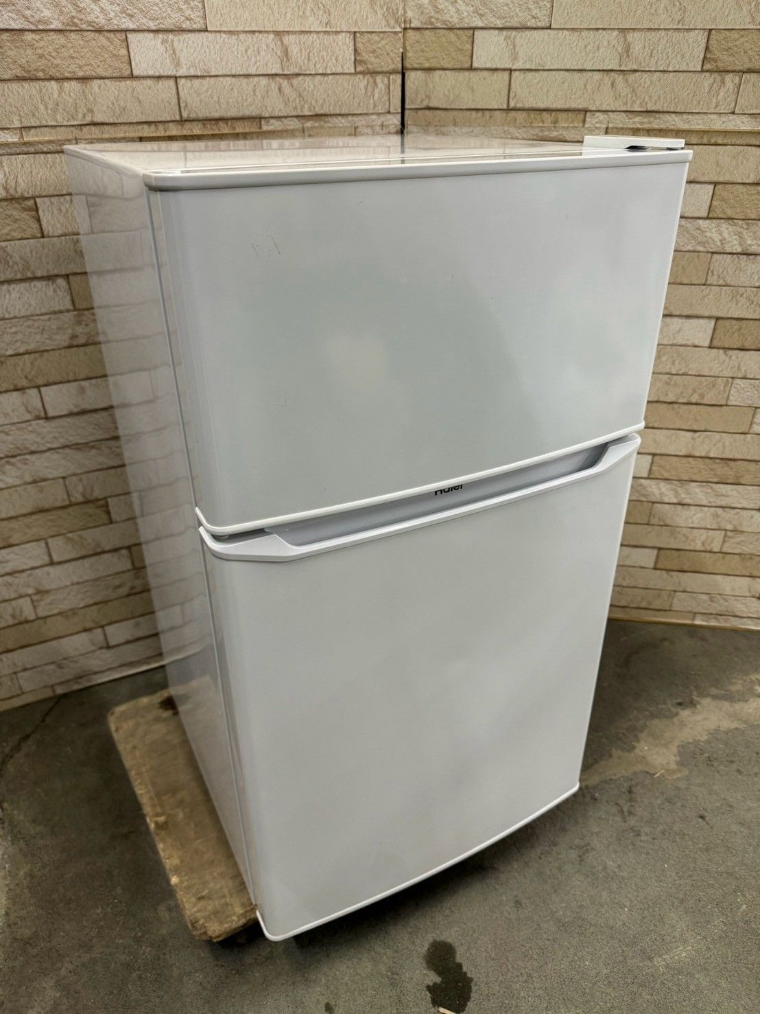 ◇ Haier 冷凍冷蔵庫 85L 2020年製 JR-N85C #31428 5/21ハイアール