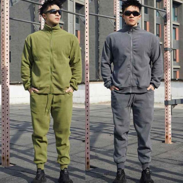 高品質 クリアクォーツ スターカービング ゴールドスタンド付き