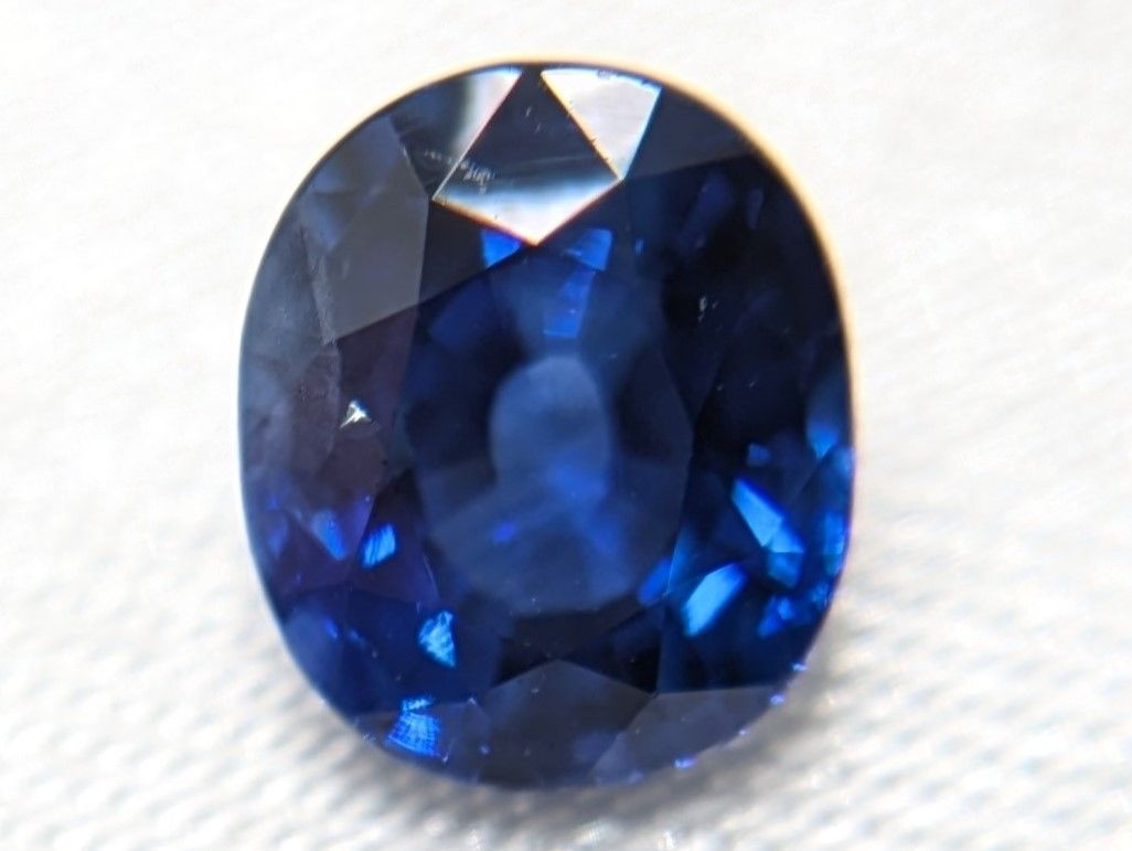天然サファイアのルース【1.100ct】-【予約中!】 天然サファイアのルース【1.100ct】-【予約中!】