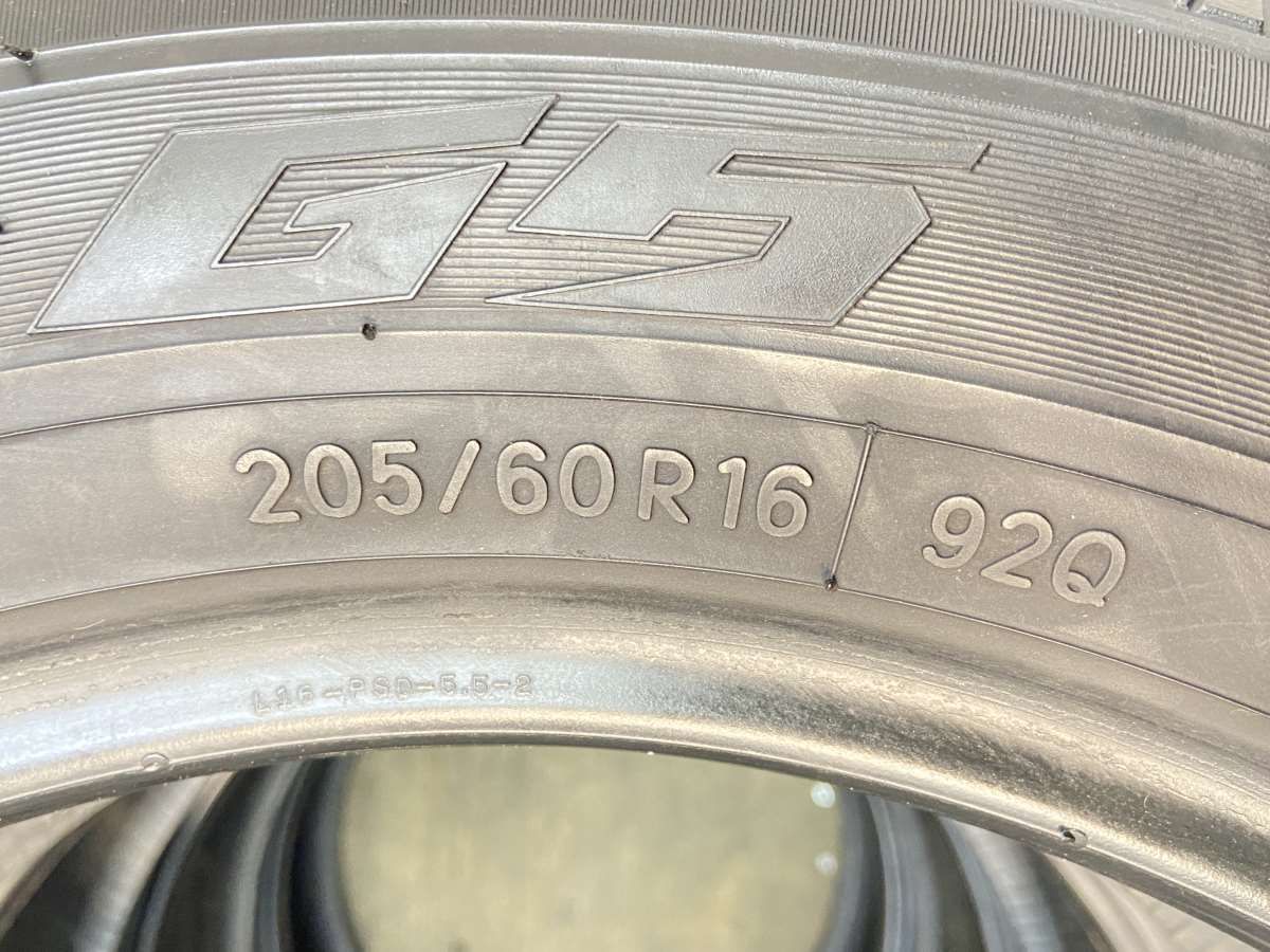 205/60R16 トーヨータイヤ ガリット G5 中古タイヤ スタッドレスタイヤ 4本セット w16240427010 - メルカリ