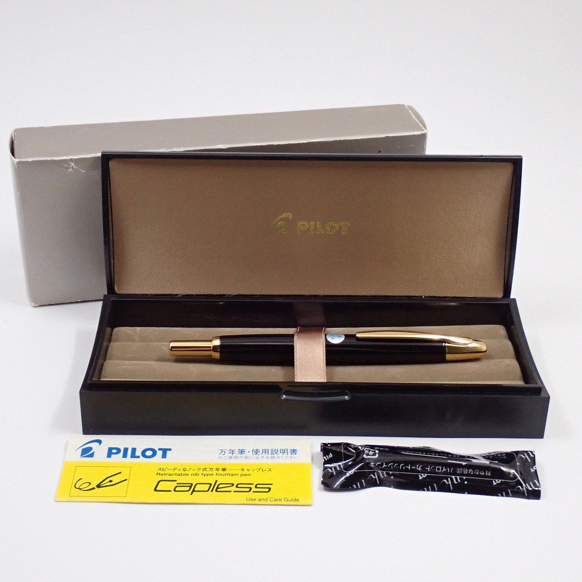 (新品未使用) パイロット pilot 万年筆 ペン 18k 18金 PILOT パイロット キャップレス ノック式 万年筆 18Kペン先