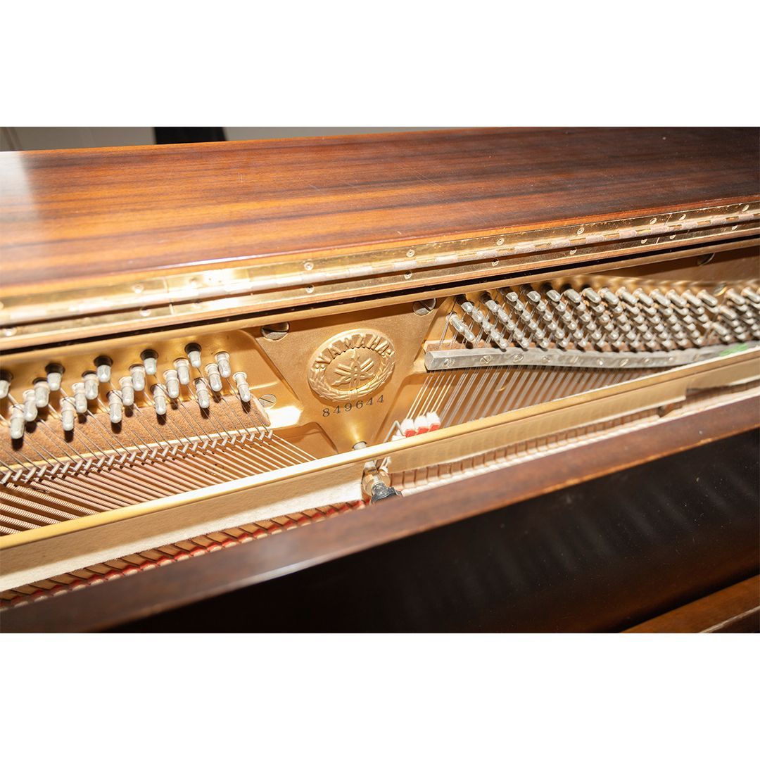 アップライトピアノ YAMAHA