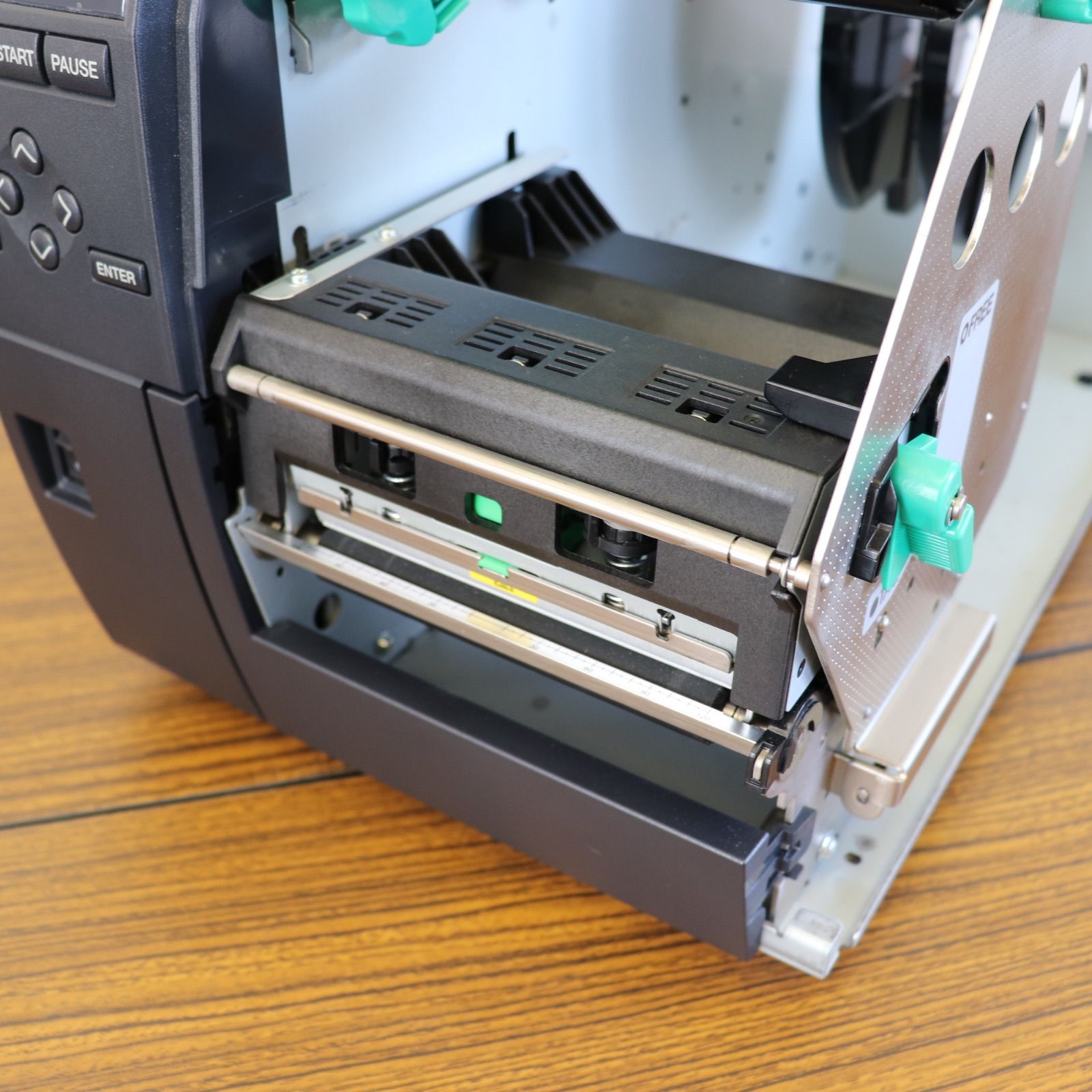 動作OK】東芝テック TEC バーコードプリンタ B-EX4T1-TS25-R 100V 50