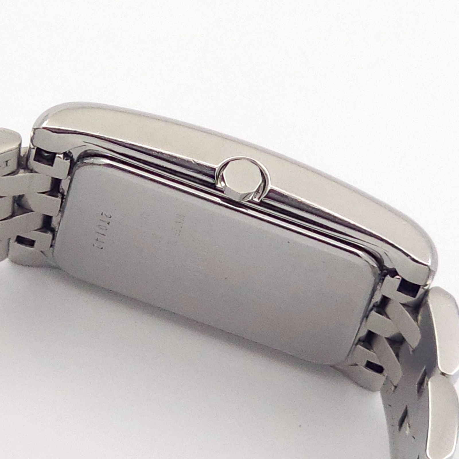 書 SHINYAKOZUKA and Converse Reimagine the Boarderstar Ox