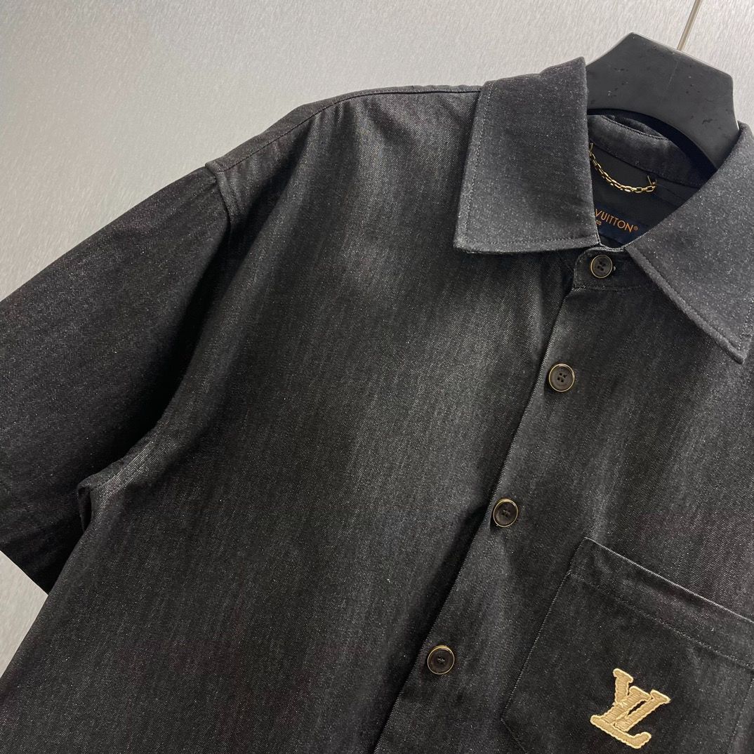 今日 LV ラフィア刺繍 チャンブレーシャツ
