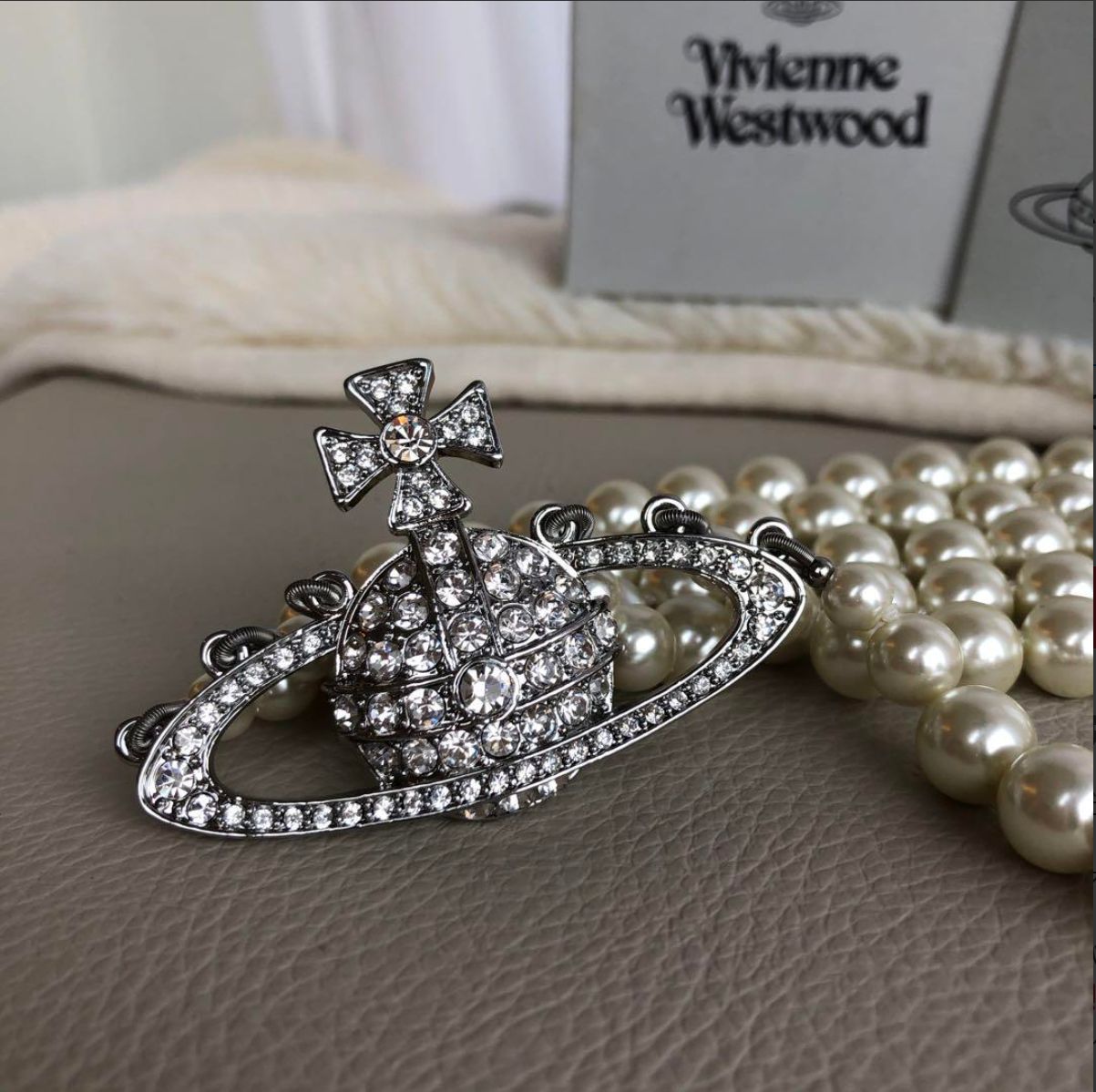 未使用 Vivienne Westwood パールネックレス チョーカー