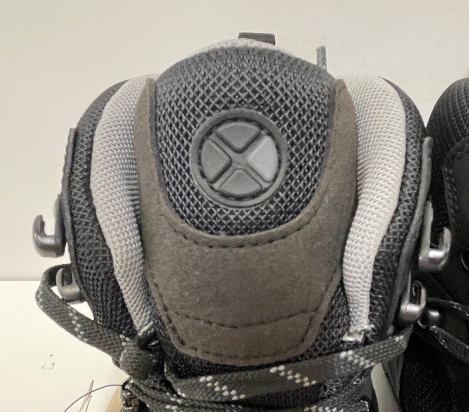 登山靴 トレッキングシューズ