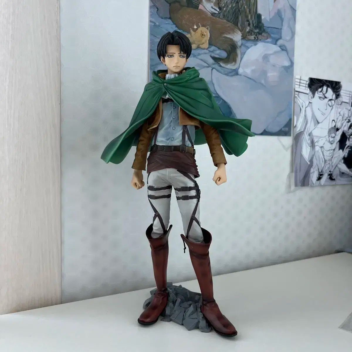 【雷市場（ポンジャン）商品韓国直送】進撃の巨人 リヴァイ フィギュア
