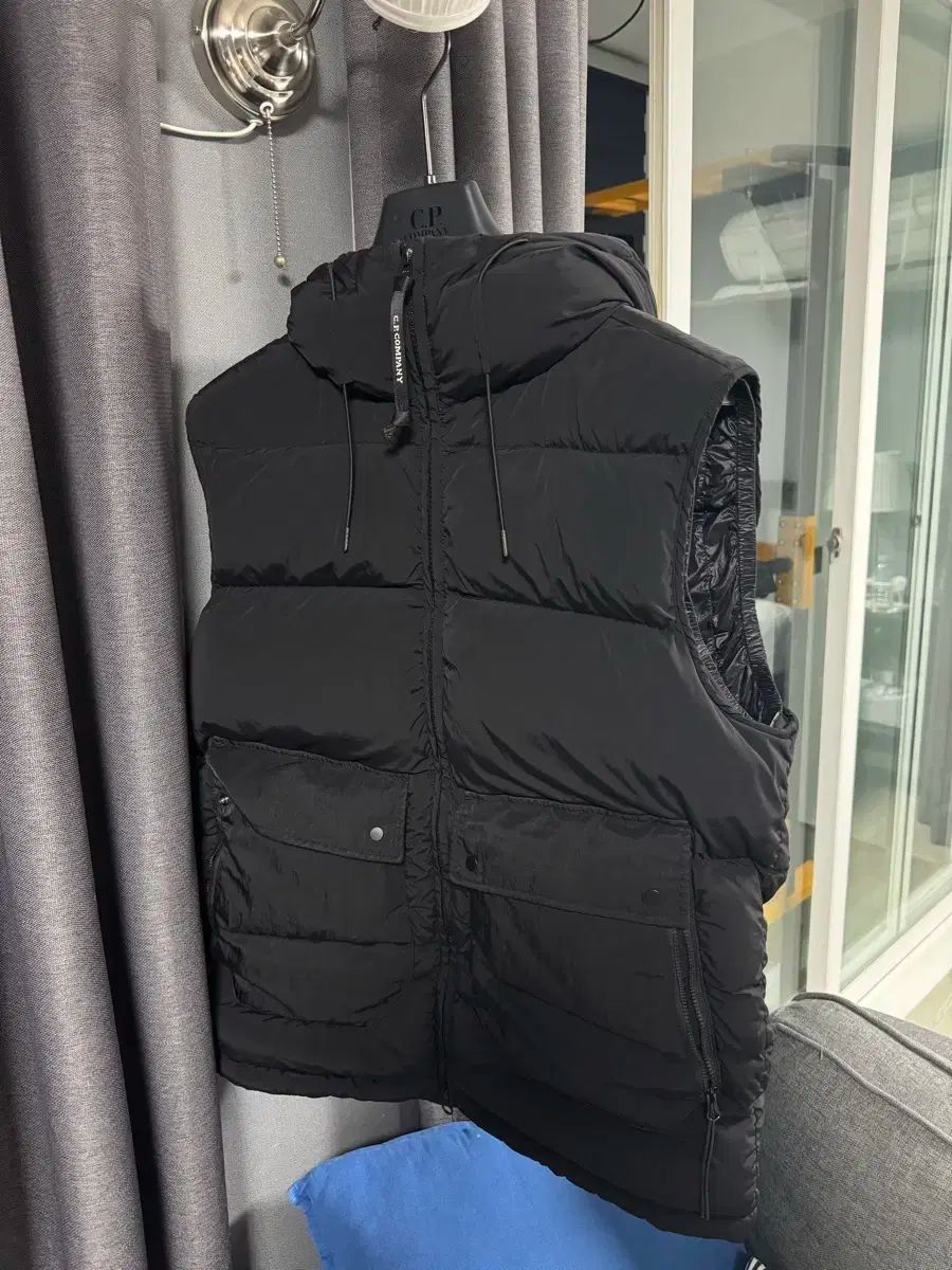 cp カンパニー ダウンベスト L サイズ