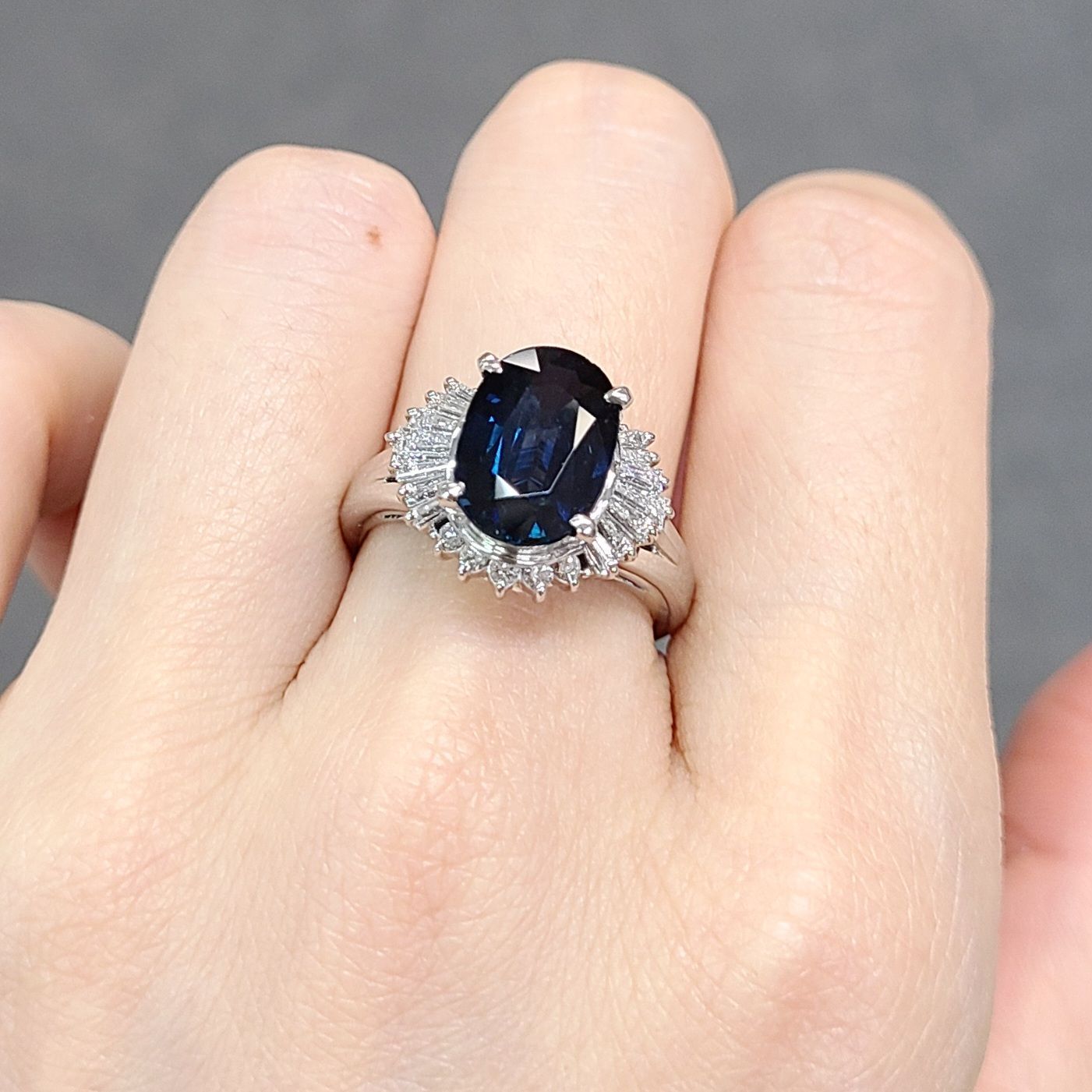 神秘の輝き! 3.56ct サファイア ダイヤモンド プラチナ リング 鑑別書付 神秘の輝き! 3.56ct サファイア ダイヤモンド プラチナ リング 鑑別