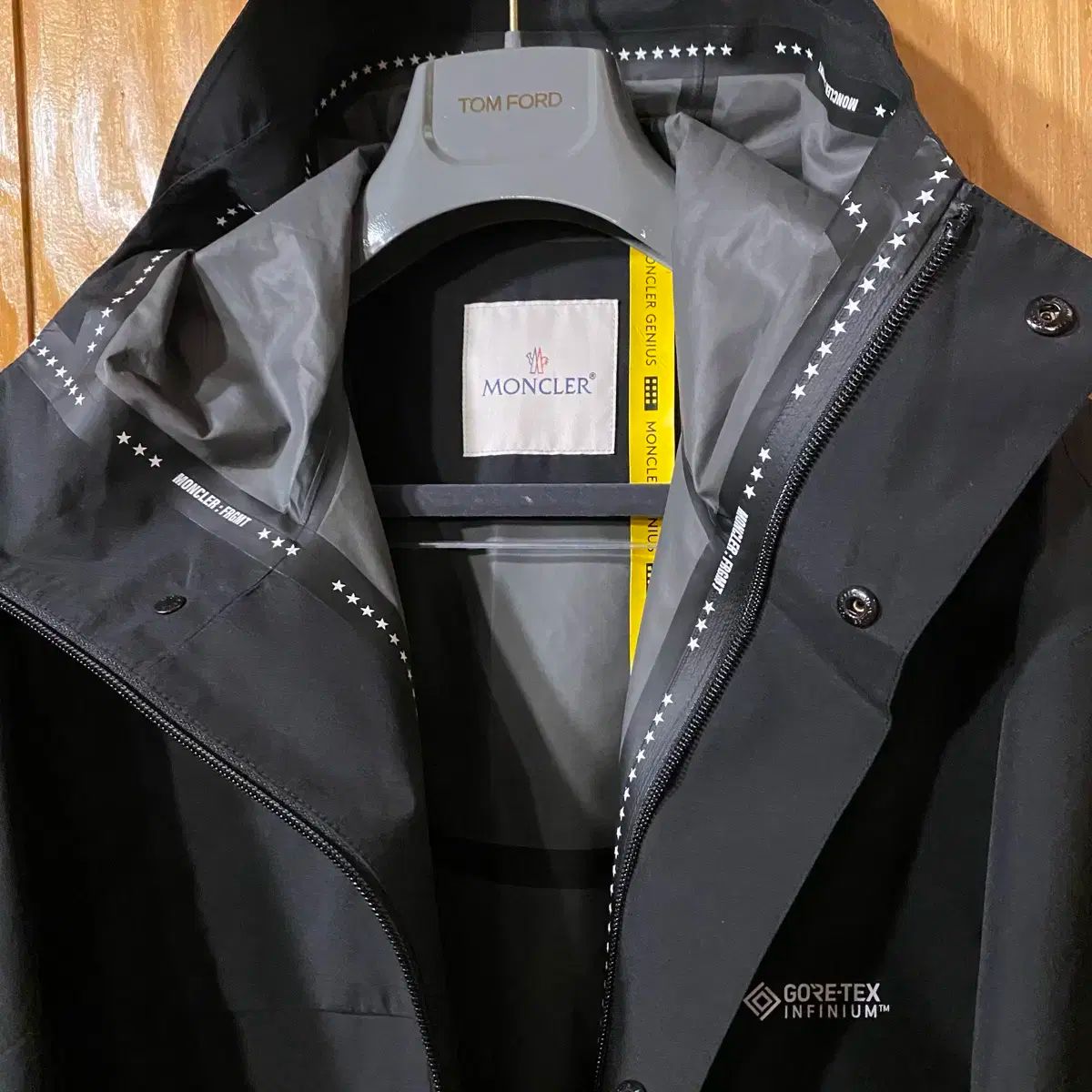 MONCLER(モンクレール) x ジーニアス NEMBUS ゴアテックス メンズ ロング ウインドブレーカー マウンテンパーカー ジャケット