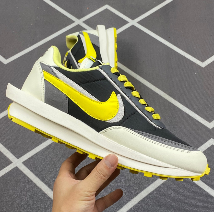 ナイキ スニーカー Nike x Sacai LDWaffle ”Midnight Spruce and University Red“ 男女兼用 並行輸入品