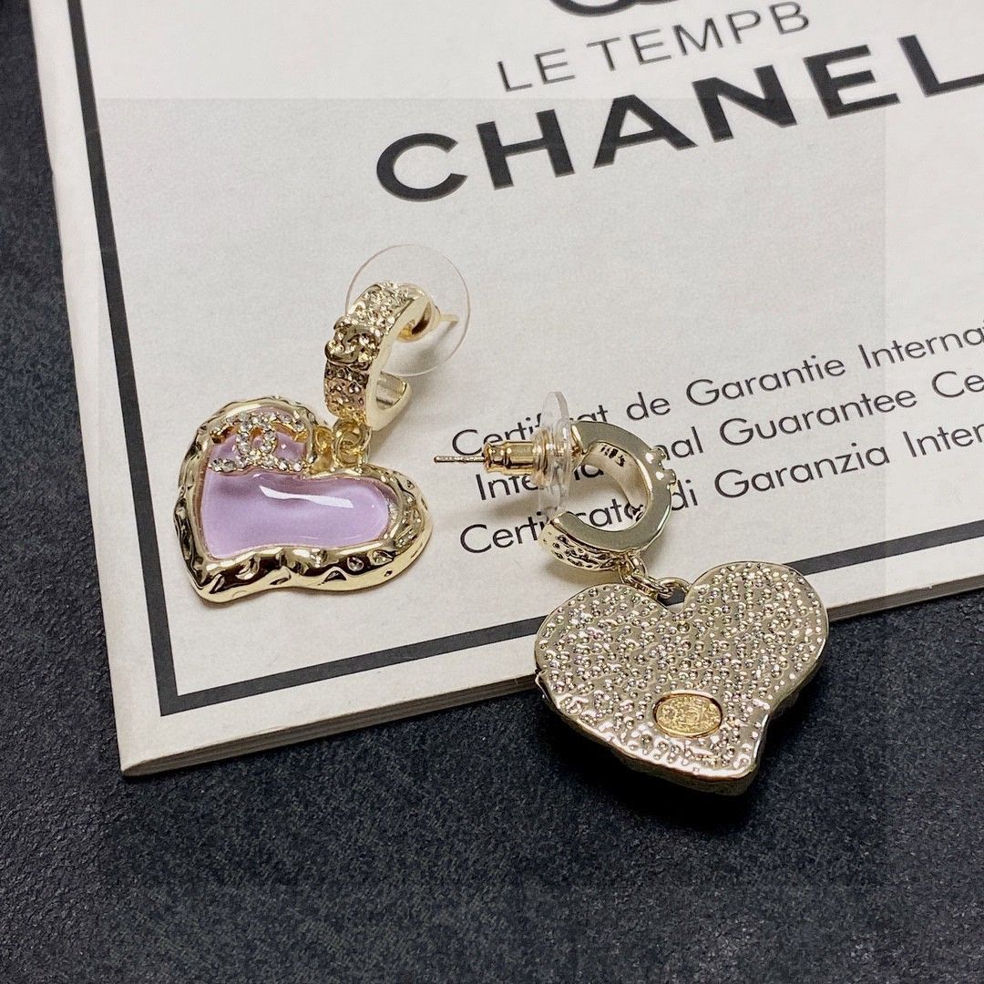今日特価】Chanel ダブル C ダイヤモンド 愛心ピアス 送料無料