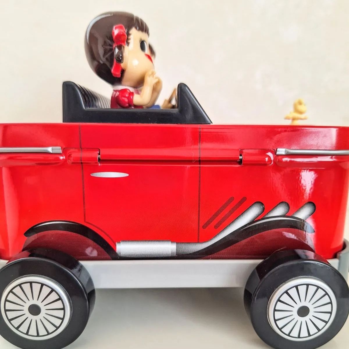 超希少　不二家　ペコちゃん　ブリキミニカー　ヴィンテージ ペコちゃん ペコポコスイーツカー ブリキカー 不二家シリーズ - メルカリ