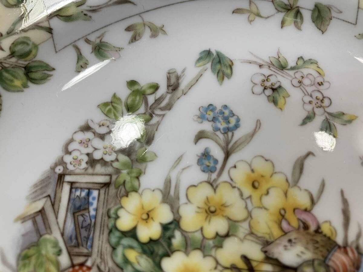 ロイヤルドルトンブランブリーヘッジ21センチプレート ROYAL DOULTON】ロイヤルドルトン ブランブリーヘッジ WINTER
