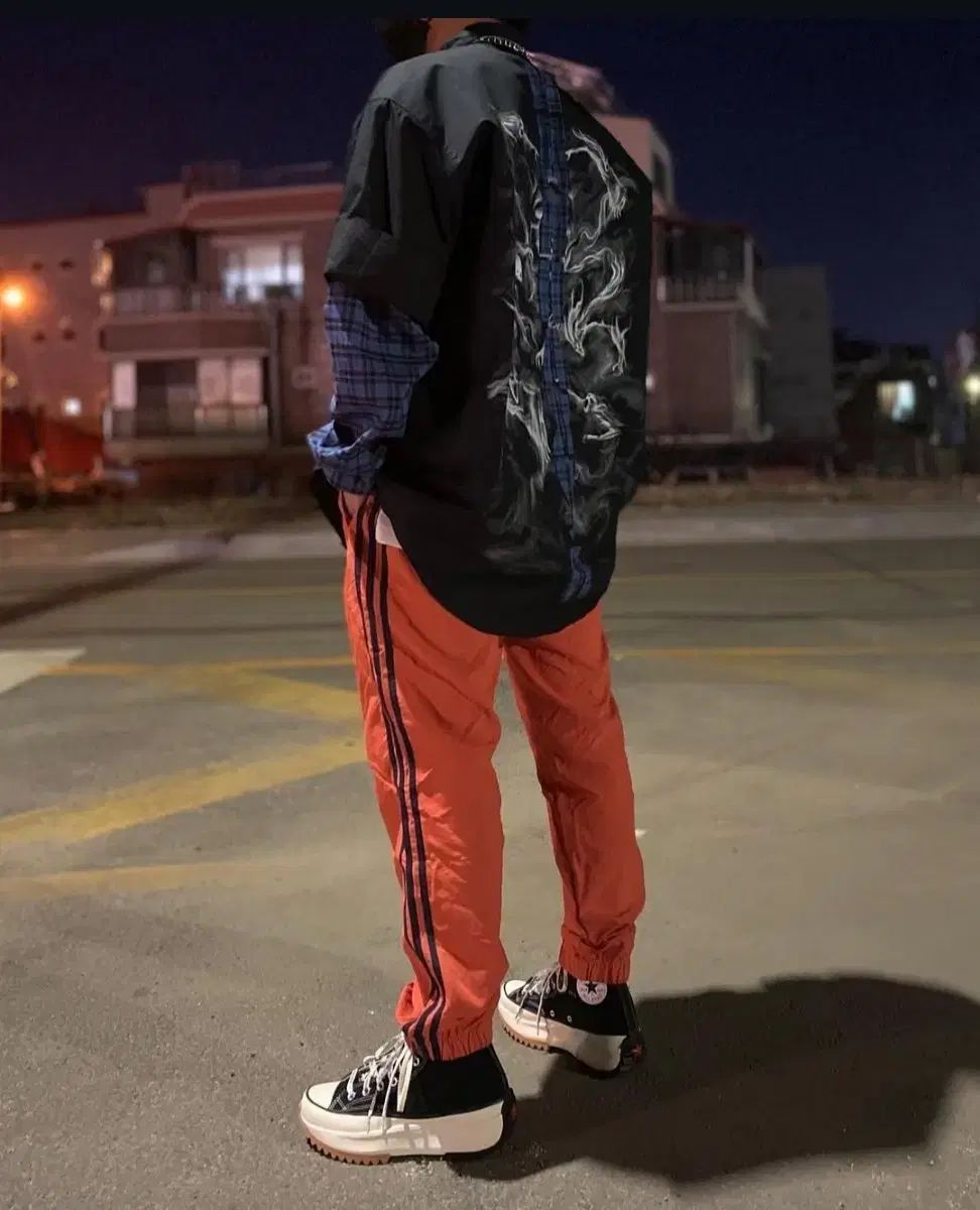 adidas アディダス オレンジ 販売
