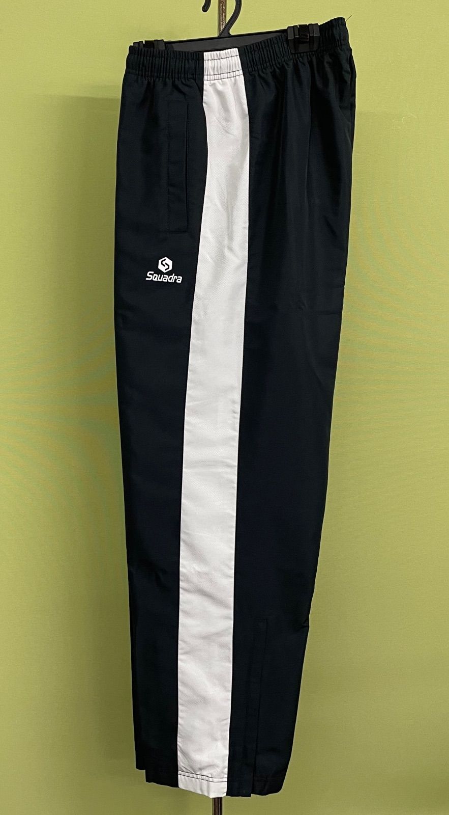 SQUADRA 裏地付きウィンドブレーカー上下セット