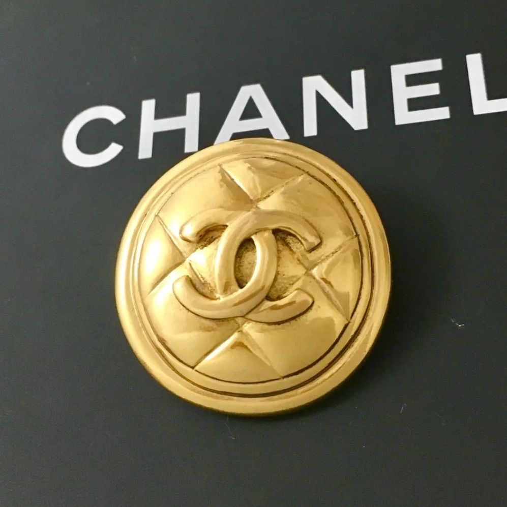 縦約4センチCHANEL シャネル ブローチ ココマーク マトラッセ