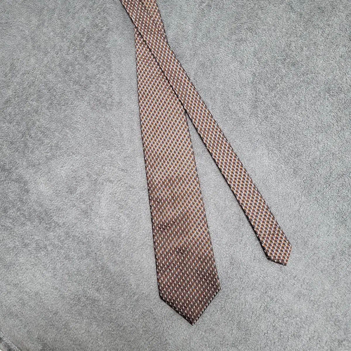 ネクタイ (ドーナツヴィンチ) n98 Donato Vinci Italy】シルク