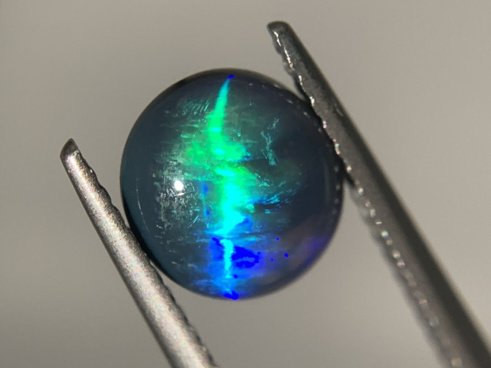 ブラックオパールキャッツアイ 1.315ct 宝石ソーティング付き 8.0  