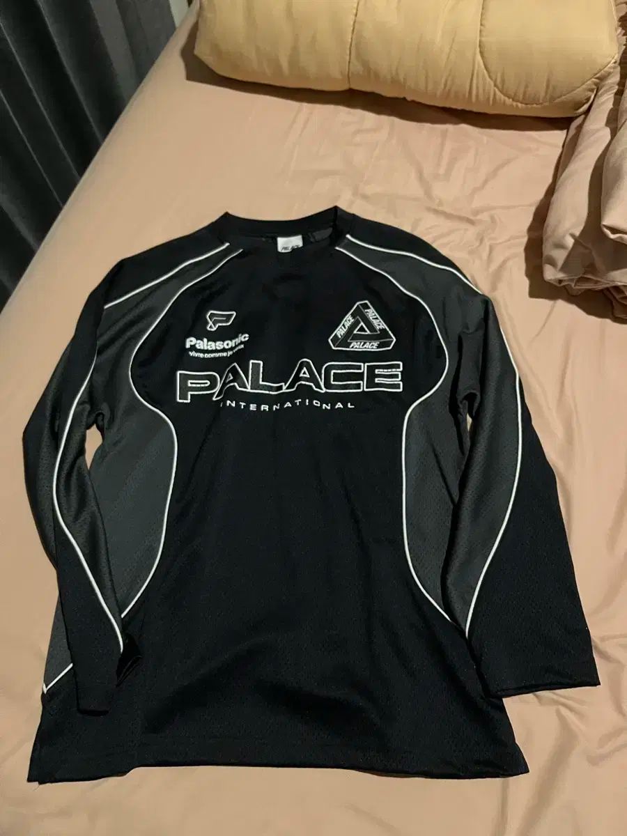 PALACE パレス スポーツ 会う メッシュ トップス 黒 S