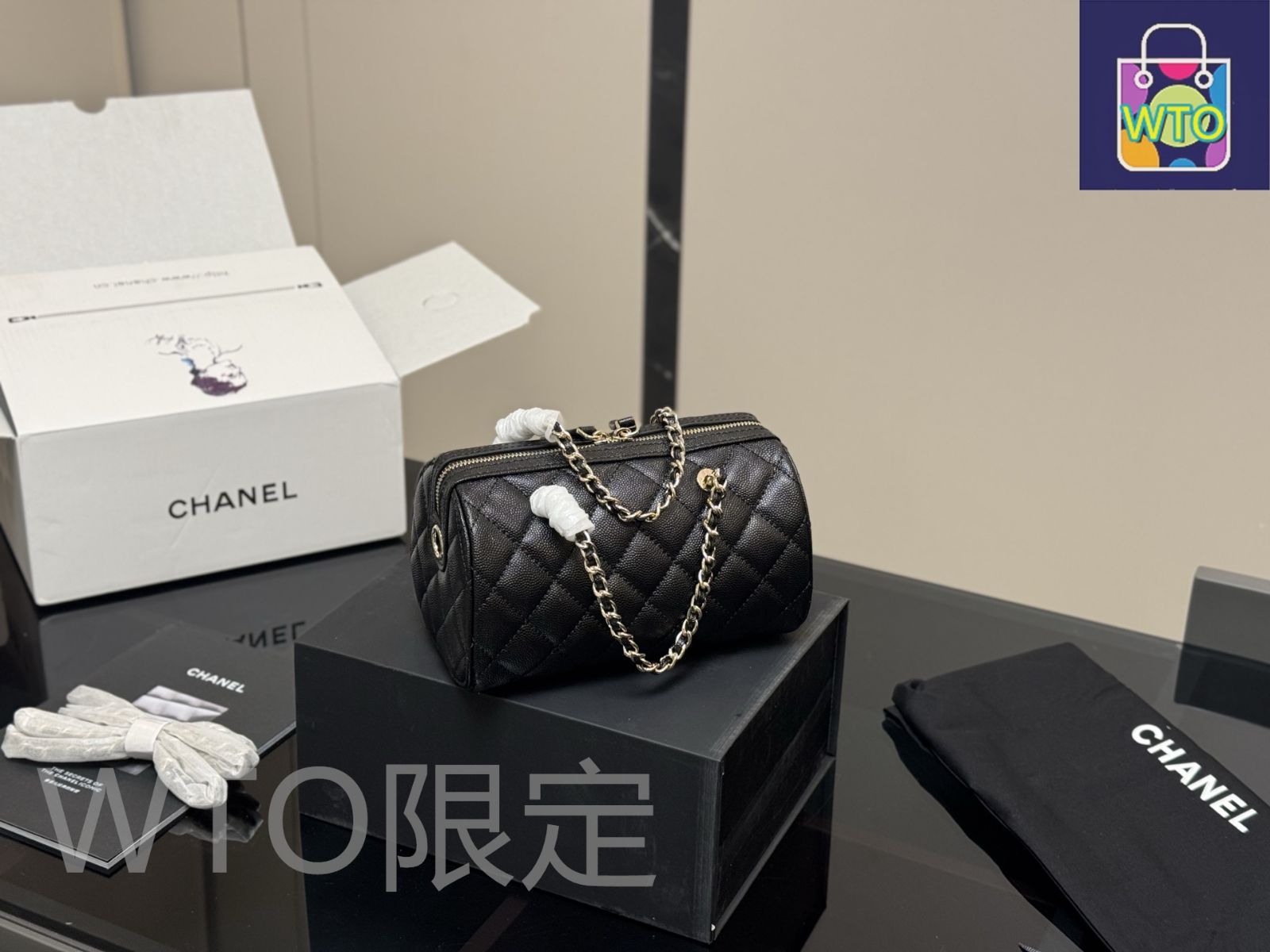 今日特価】Chanel 25P Bowling Bag ボーリングバッグ
