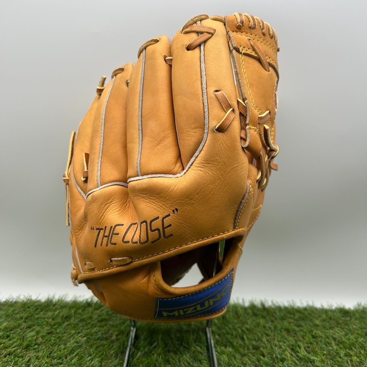 M0532) Mizuno ミズノ ワールドウィン 赤カップ 大人用 硬式 内