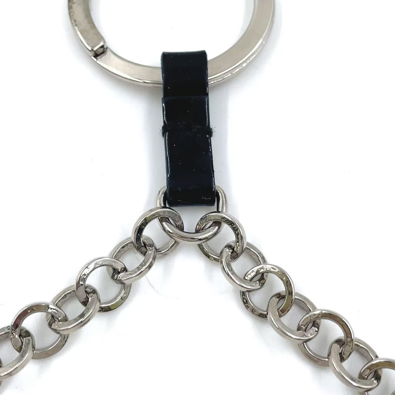 シルバー×ブラック チャーム