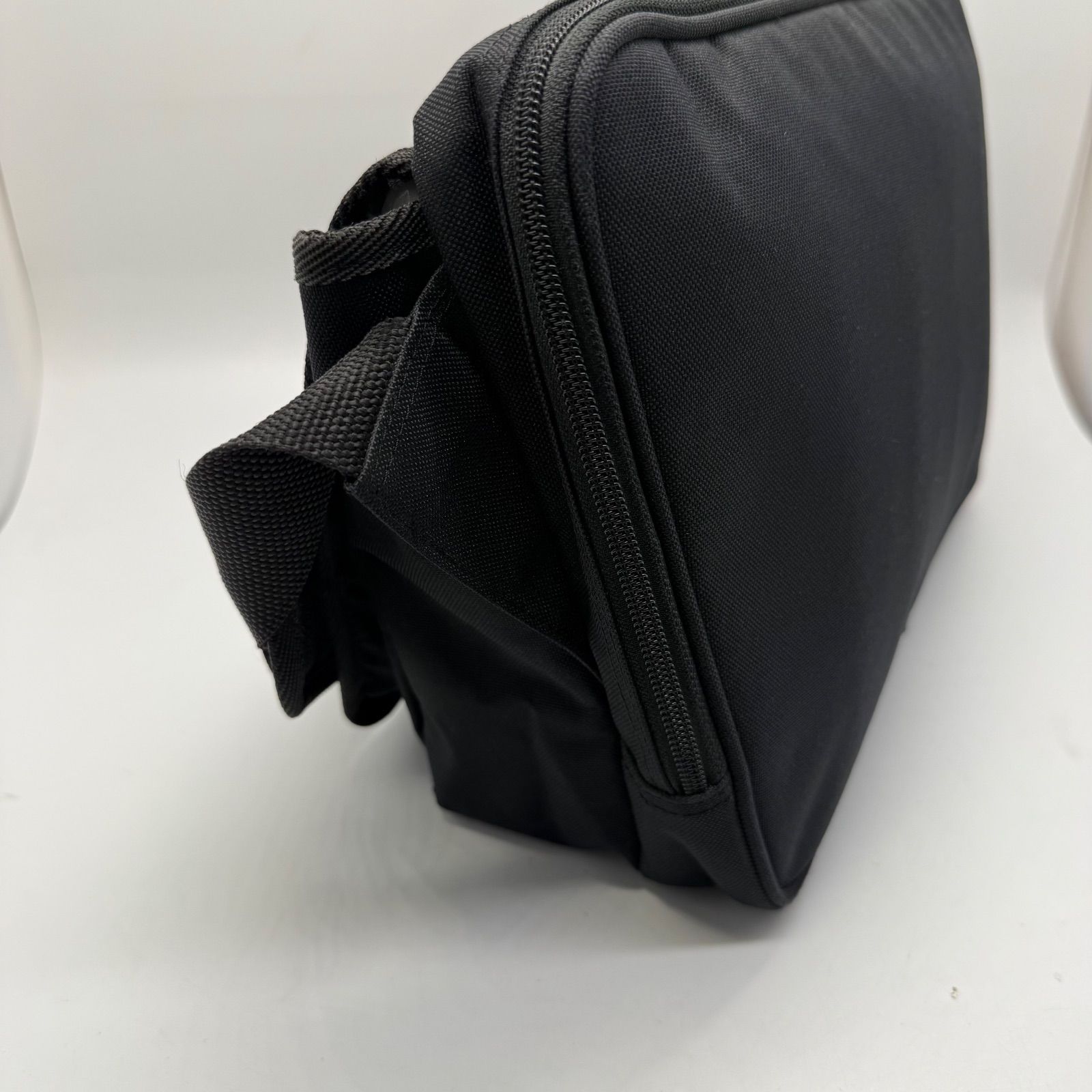 【OAKLEY/オークリー】メッセンジャーバッグ archive OAKLEY archive tech shoulder messenger Bag オークリー アーカイブ