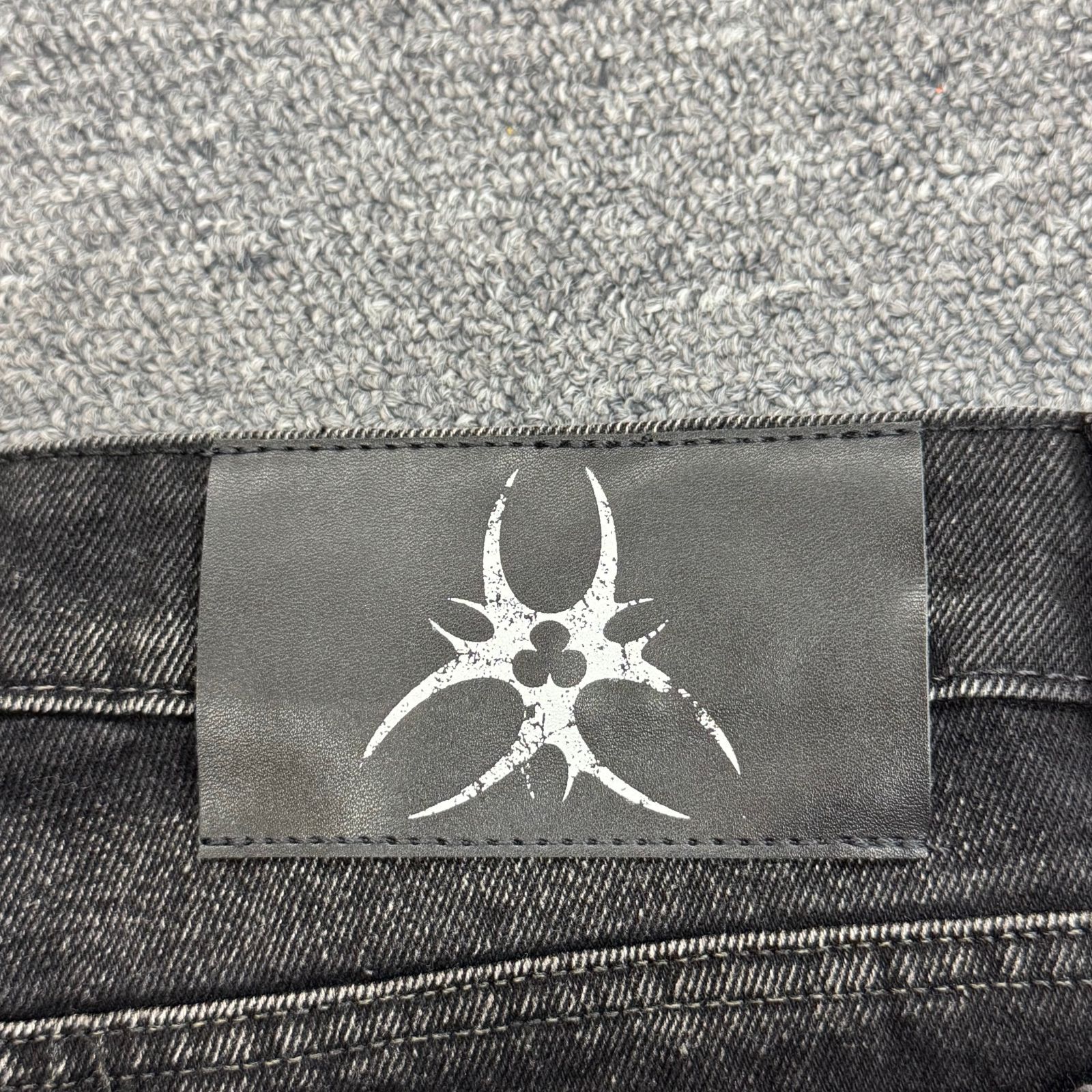 参考上代36080円 COZY WORLDWIDE Knight Club Baggy Flare Jeans