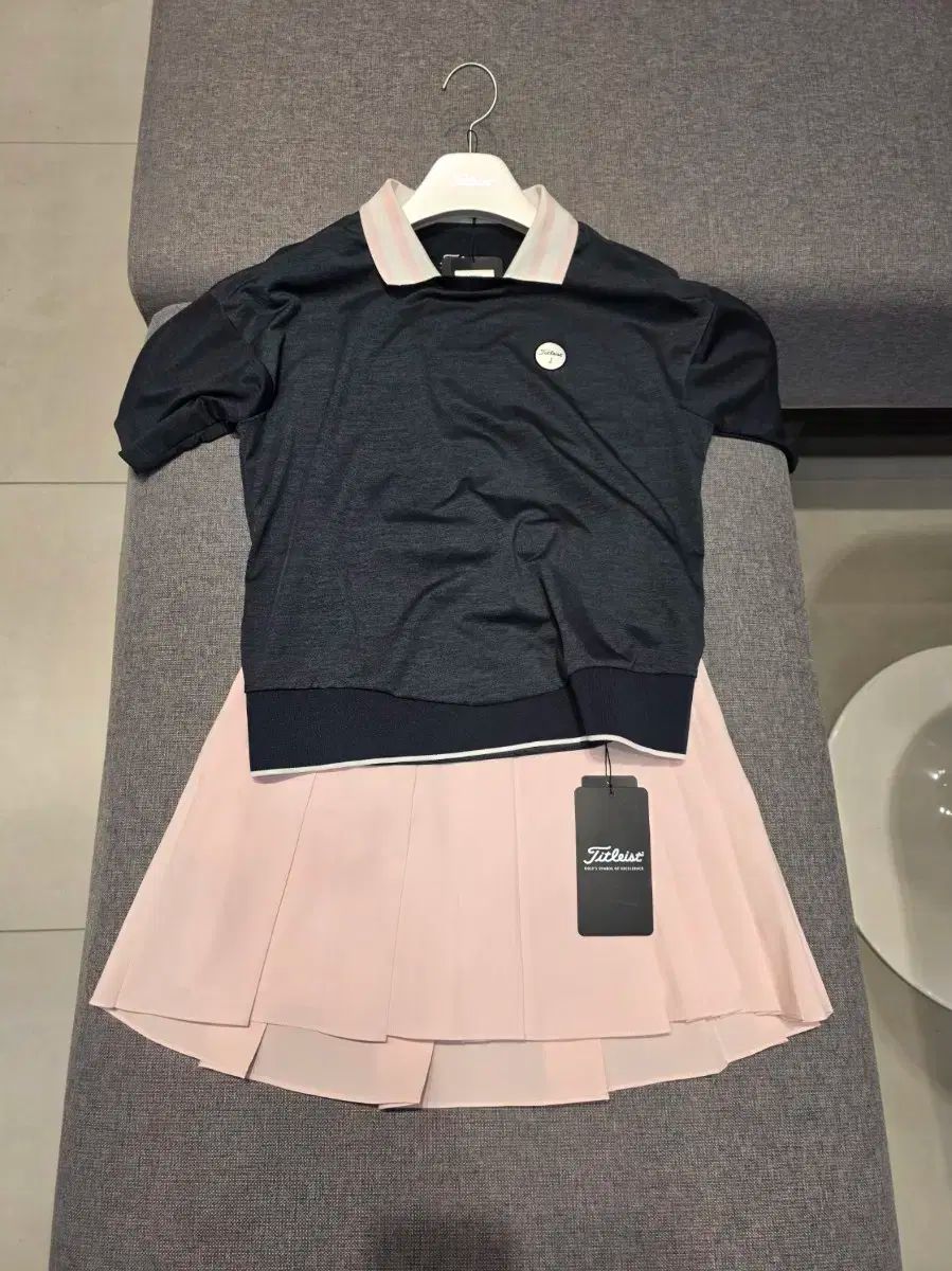 タイトリスト レディース ゴルフ 上下セット