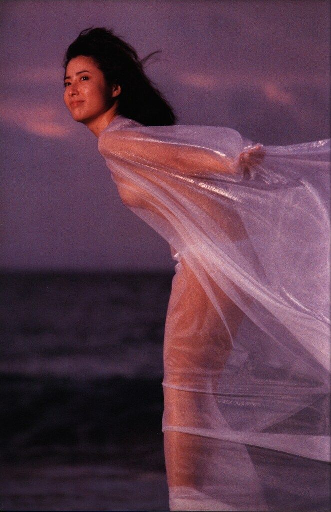 岡江久美子　写真集 岡江久美子 写真集 + 切り抜き